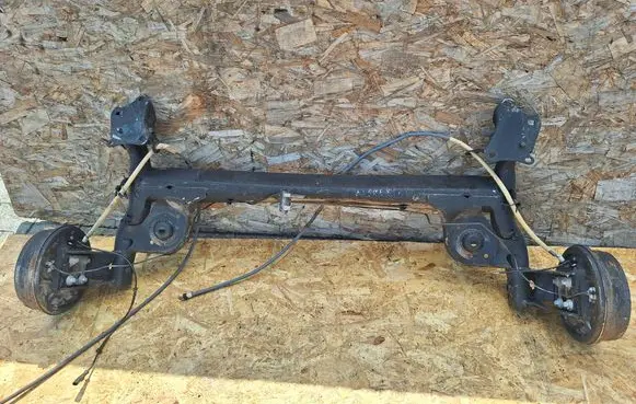 Dacia Sandero Rear axle beam 