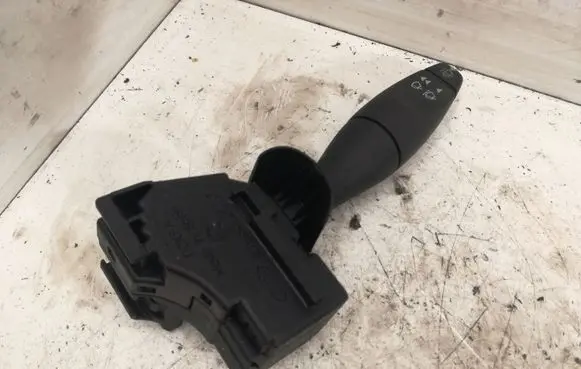 Ford Focus Wiper control stalk