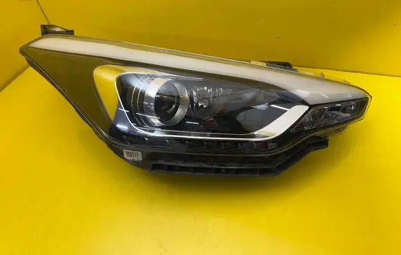 Hyundai i20 (GB IB) Headlight/headlamp 92102C8200