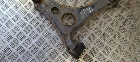 Mercedes-Benz Vaneo W414 Front lower control arm/wishbone