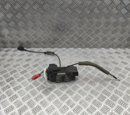 Renault Master III Coupe door lock (next to the handle) 805031337R