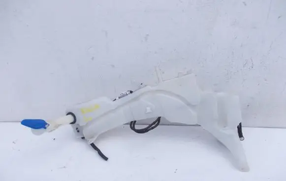 Ford Kuga I Windshield washer fluid reservoir/tank 3M5113K163AC 3M511KK163BC