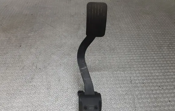 Citroen C4 I Picasso Accelerator throttle pedal 9654725380