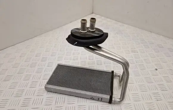 Ford Focus Heater blower radiator