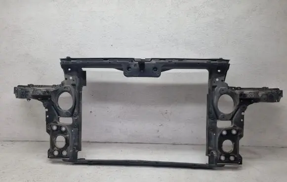 Volkswagen Touareg I Radiator support slam panel 7L0805594