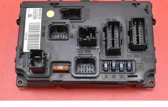 Peugeot 407 Fuse box set 9655471980