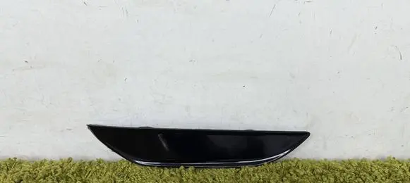 Hyundai Tucson TL Front bumper splitter molding 86528-d7520