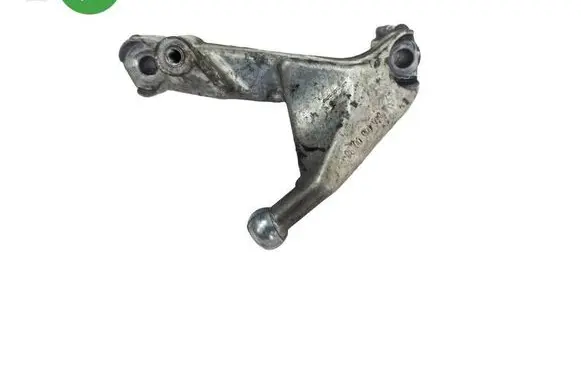 Mercedes-Benz C W204 Engine mounting bracket A6460160038