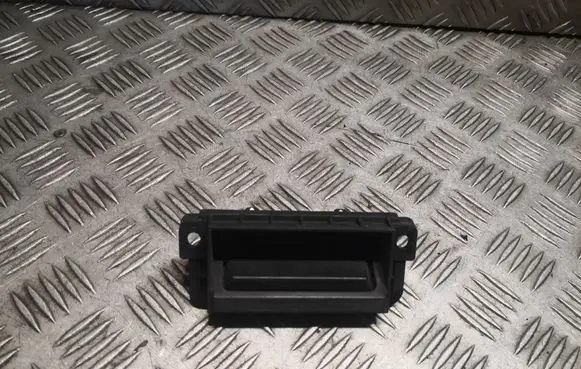 Mercedes-Benz S W221 Tailgate/boot open switch button 2217500893 A2217500893