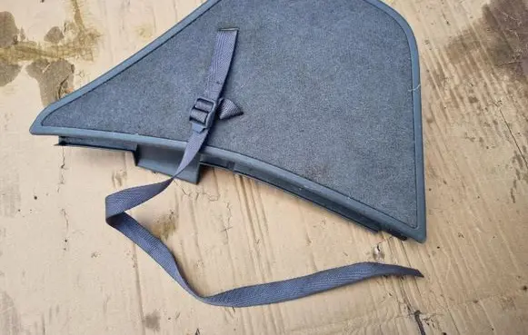 Toyota Prius (XW20) Other trunk/boot trim element 5841747010 ITA
