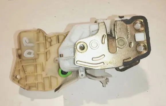 Honda Stream Front door lock