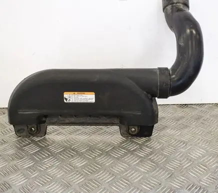 KIA Ceed Other engine bay part 282111H250