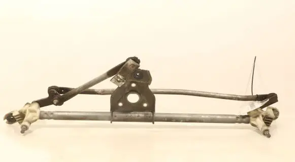 Suzuki Swift I Front wiper linkage 