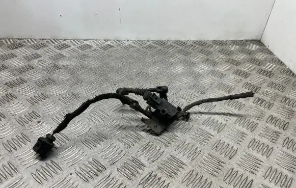 Headlight/headlamp level sensor