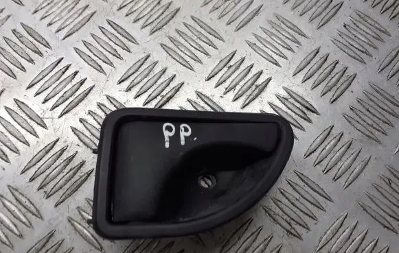 Renault Kangoo I Rear door interior handle trim 8200247803