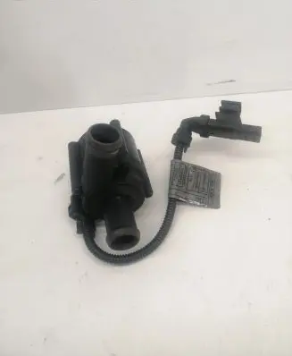BMW 7 F01 F02 F03 F04 Electric auxiliary coolant/water pump 7629915