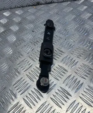 Mitsubishi L200 Seat belt adjustment rail 161110