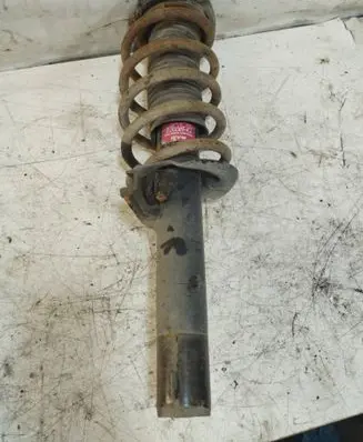 Volkswagen PASSAT B6 Front shock absorber/damper 335808