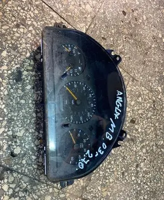 Mercedes-Benz ML W163 Speedometer (instrument cluster) A1635407711