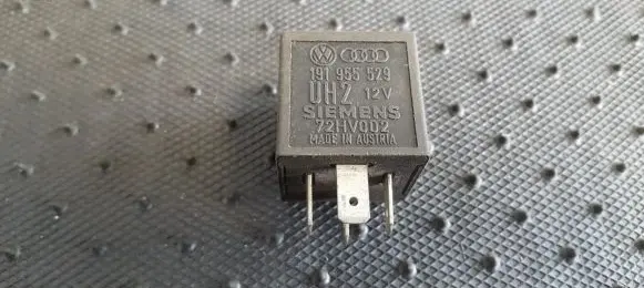Volkswagen Transporter - Caravelle T4 Other relay 191955529 72HV002