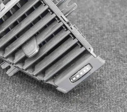 Opel Mokka Dashboard air vent grill cover trim 42514222