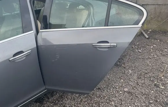 Opel Insignia A Rear door