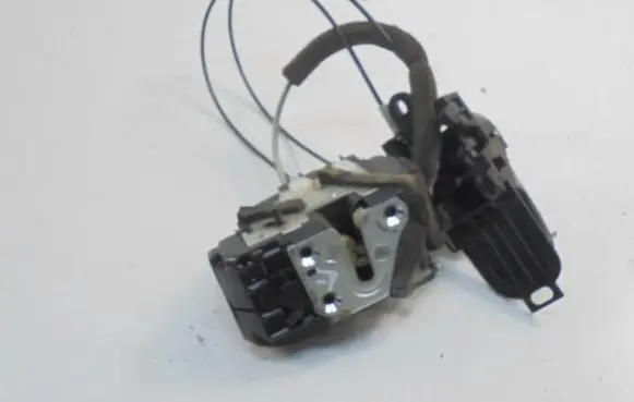 Nissan Tiida C11 Rear door lock 