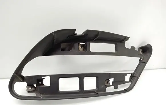 Mercedes-Benz C W204 Fog light bracket A2048852914