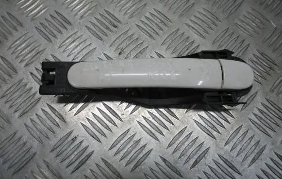 Skoda Superb B5 (3U) Rear door handle trim 