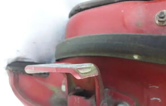 Mazda 626 Rear door lower hinge