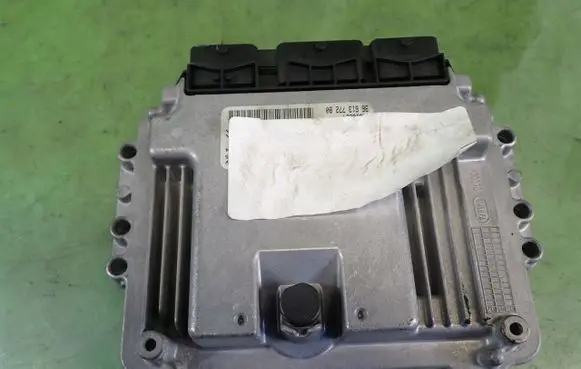 Citroen C4 I Engine control unit/module ECU