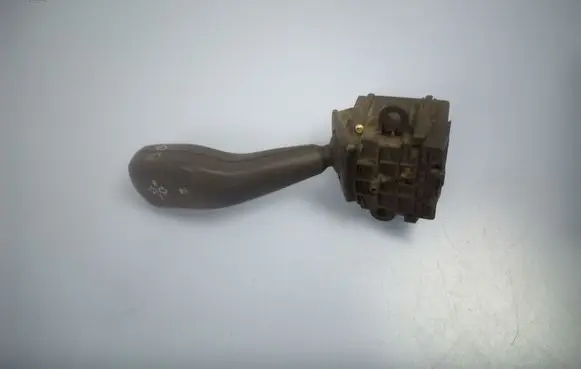 BMW 3 E46 Indicator stalk 8363662K