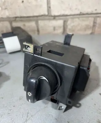 Mercedes-Benz A W168 Light switch 1685450104 501733