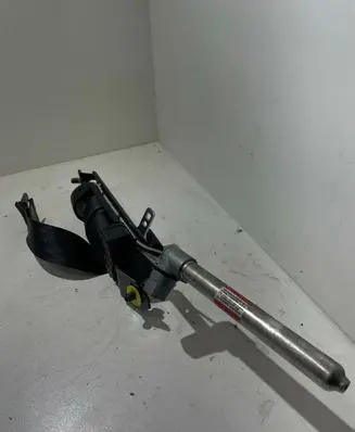 Volvo V70 Front seatbelt 30662744
