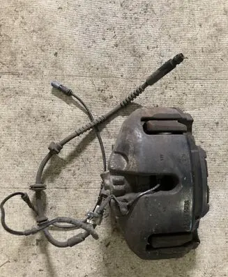 BMW 5 F10 F11 Front brake caliper