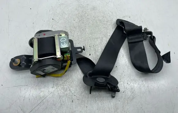 KIA Sportage Rear seatbelt 89820F1000