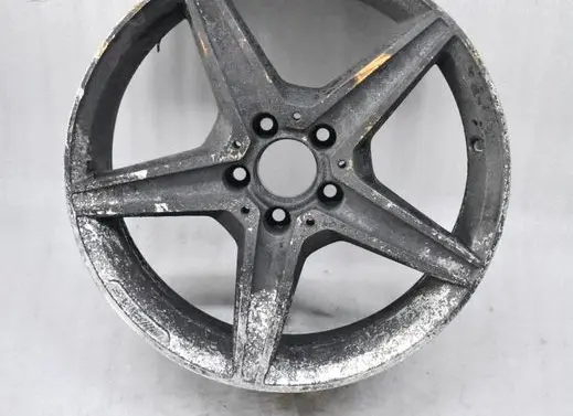 Mercedes-Benz C AMG W205 R18 alloy rim 