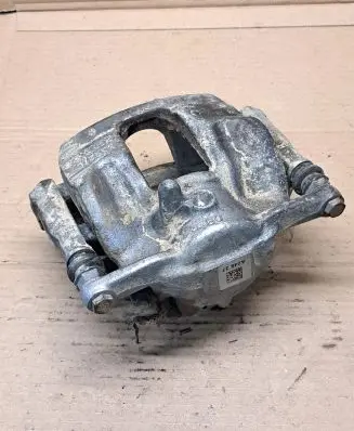 Mercedes-Benz B W246 W242 Front brake caliper