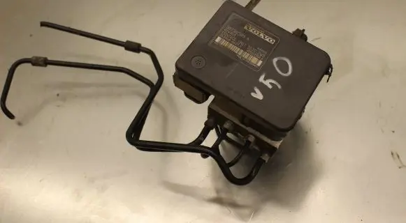 Volvo V50 ABS Pump 30742665
