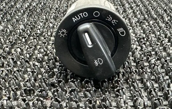 Light switch