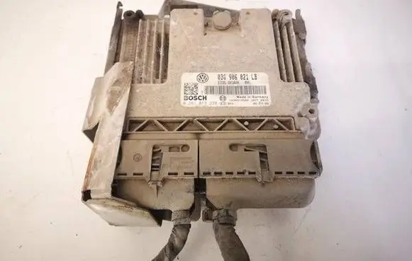 Skoda Octavia Mk2 (1Z) Engine control unit/module 03G906021LB