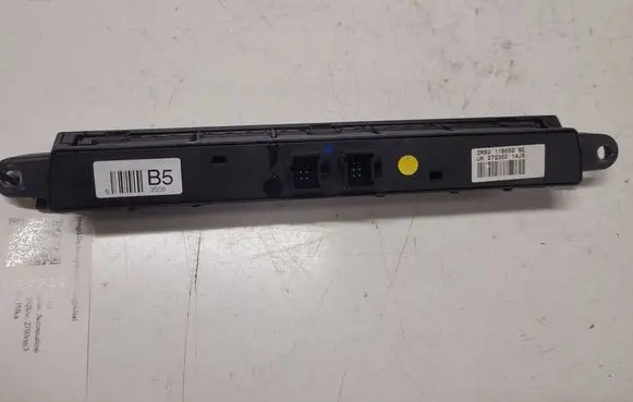 Jaguar S-Type A set of switches 2R8311B650 37035D 14J6