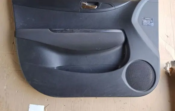 Hyundai i20 (PB PBT) Front door card panel trim 1J010