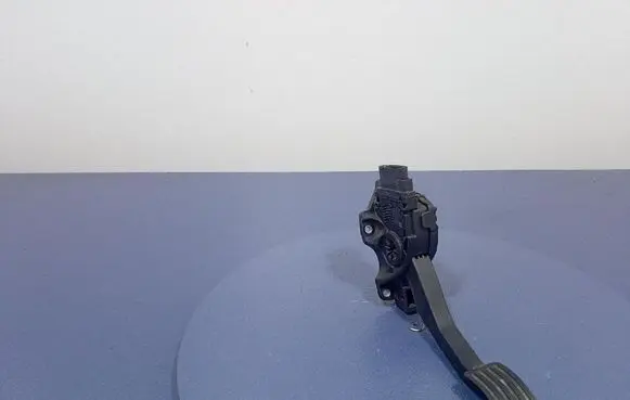 Volvo V60 Accelerator throttle pedal 31329061