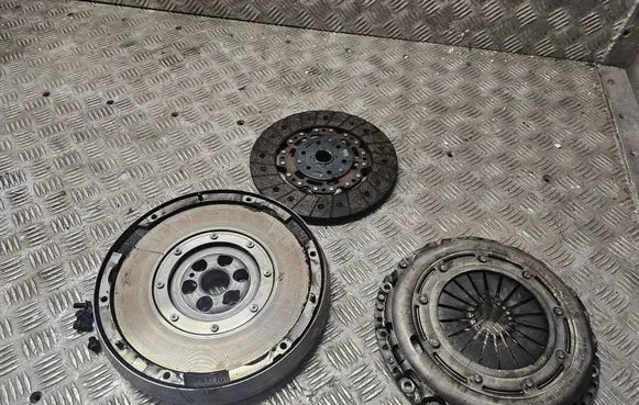 Ford Focus C-MAX Clutch set kit 1234