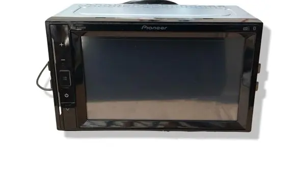 Peugeot Partner Radio/CD/DVD/GPS head unit DMHA240DAB