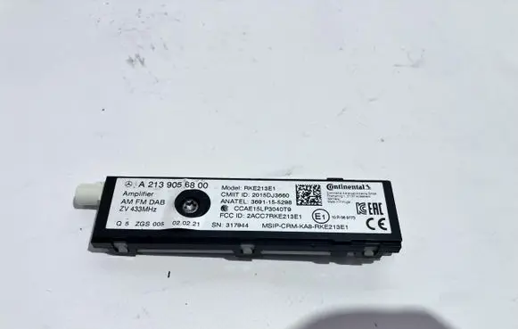 Mercedes-Benz A W177 Antenna control unit A2139056800