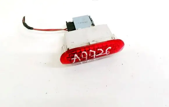 Skoda Octavia Mk2 (1Z) Front door card panel trim 5121