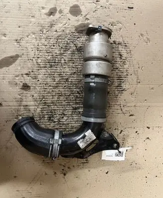 Volvo V40 Intercooler hose/pipe AV616C750AE D05WE