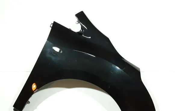 Toyota Verso Fender 